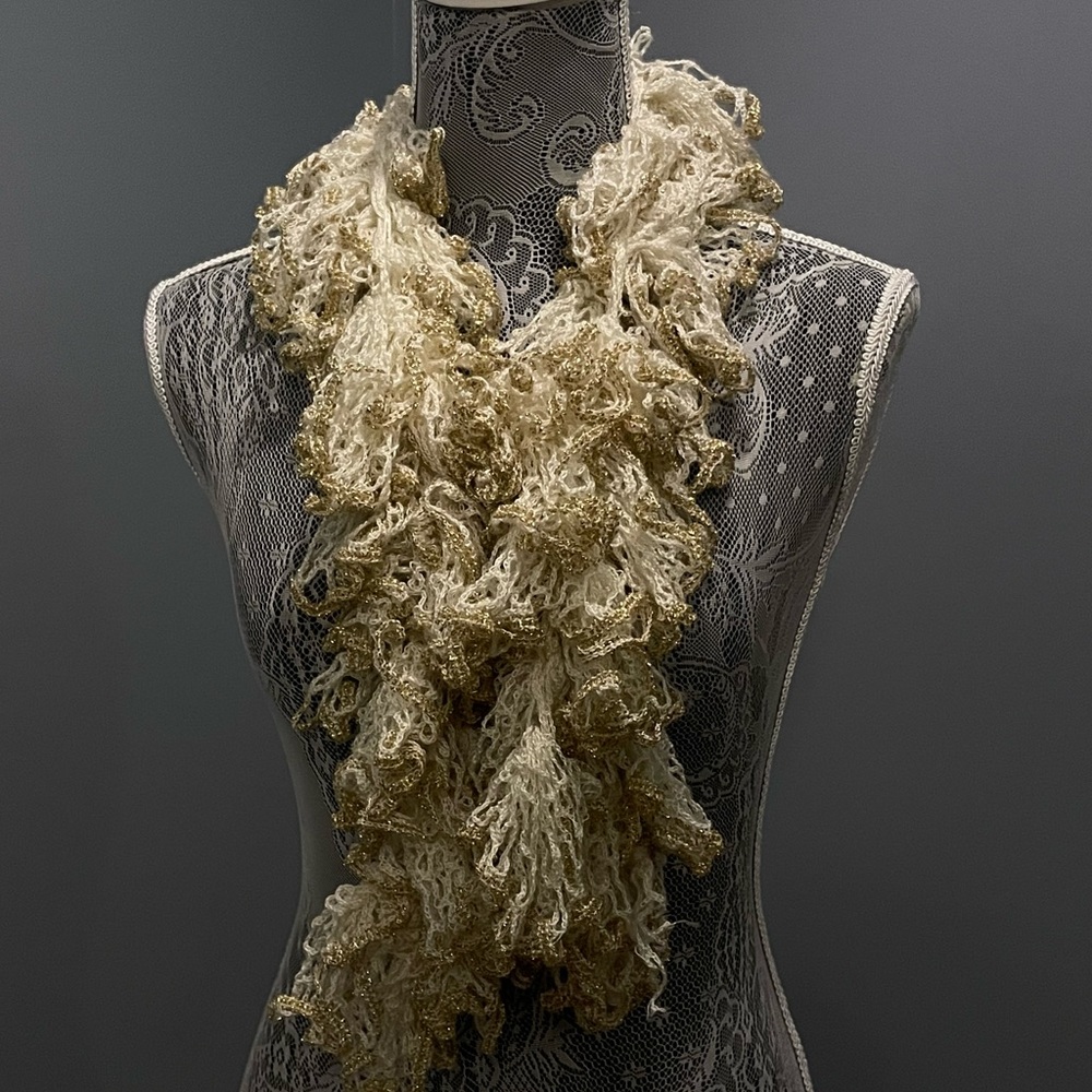 Handmade Scarf - Picture 2 of 4